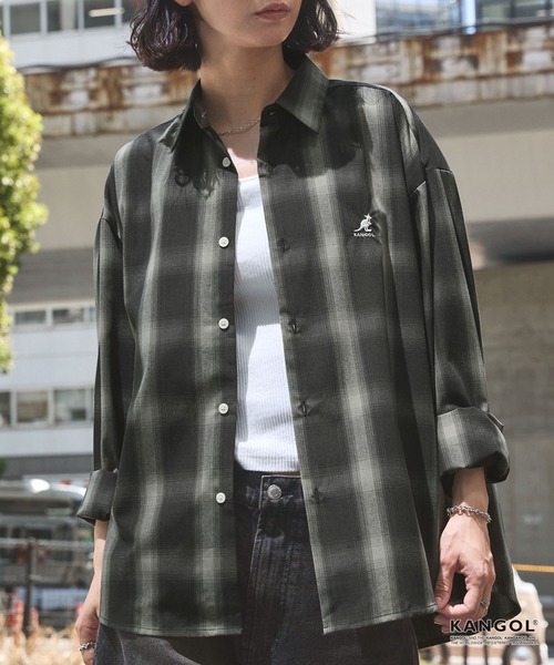 KANGOL(カンゴール)の「KANGOL/カンゴール 別注 ワンポイントロゴ刺繍 アソート レギュラーカラー長袖シャツ <抗菌 / 防臭 / イージーケア>(シャツ/ブラウス・メンズ・ネイビー/ブラック系/ブルー系/ホワイト/ベージュ系/ネイビー系1/ネイビー系/グレー系・S/M/L)」の20枚目の写真