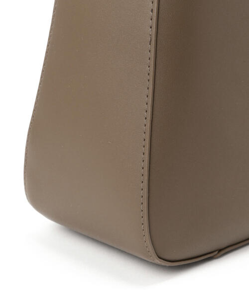 NATURAL BEAUTY BASIC（ナチュラルビューティーベーシック）の「◇リネアワンショルダー（ショルダーバッグ・レディース・ブラック/ワイン/ブラウン・ﾌﾘ-）」の10枚目の写真