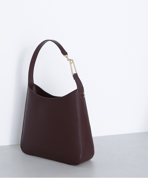 NATURAL BEAUTY BASIC（ナチュラルビューティーベーシック）の「◇リネアワンショルダー（ショルダーバッグ・レディース・ブラック/ワイン/ブラウン・ﾌﾘ-）」の3枚目の写真