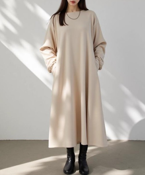cammie（キャミー）の「クルーネックフレアロングワンピース（ワンピース・レディース・ブラウン/アイボリー/ブラック/グレー・M/S）」の13枚目の写真