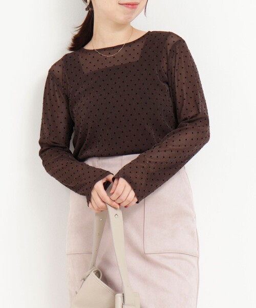 NOLLEY’S(ノーリーズ)の「ラメフロッキードットプルオーバーカットソー(Tシャツ/カットソー・レディース・ブラウン/ブラック/グレー・38)」の3枚目の写真