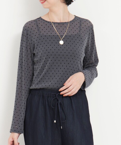 新品　yori フロッキードットカラー　カットソー 美品 フロッキードットカラーTee ネイビー yori 後藤晴菜さん 着用