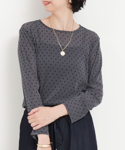 NOLLEY’S(ノーリーズ)の「ラメフロッキードットプルオーバーカットソー(Tシャツ/カットソー・レディース・ブラウン/ブラック/グレー・38)」の5枚目の写真