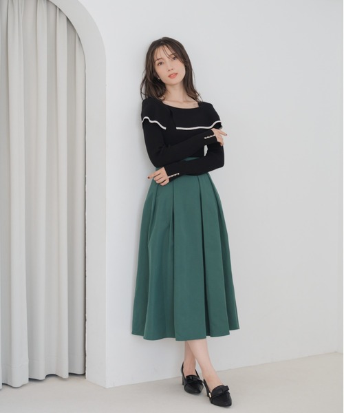 MISCH MASCH（ミッシュマッシュ）の「2way配色アシメケープニット（ニット/セーター・レディース・レッド/ベージュ/ブラック/グレー・ﾌﾘ-）」の11枚目の写真