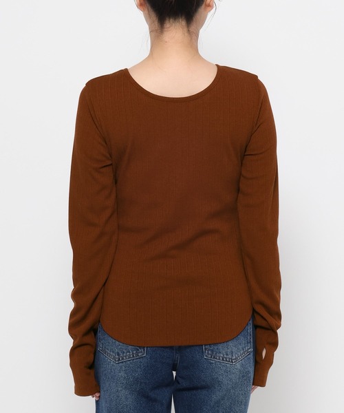 mysty woman(ミスティウーマン)の「2WAYテレコカットソー 577088(Tシャツ/カットソー・レディース・オフホワイト/ブラウン/ブラック・FREE)」の11枚目の写真