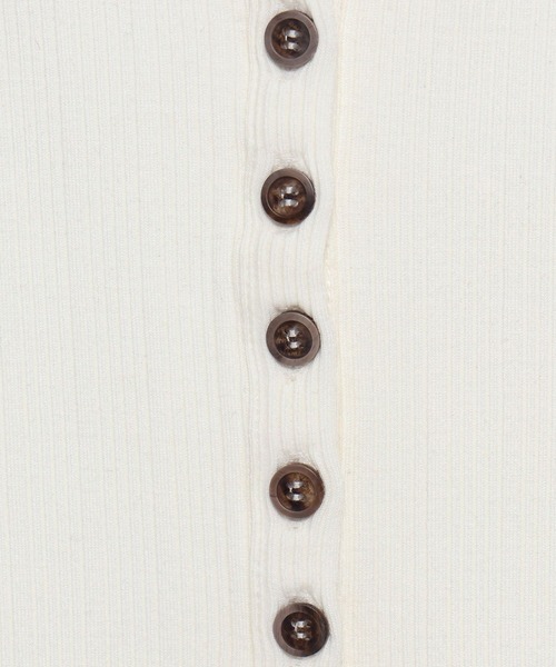 mysty woman(ミスティウーマン)の「2WAYテレコカットソー 577088(Tシャツ/カットソー・レディース・オフホワイト/ブラウン/ブラック・FREE)」の19枚目の写真