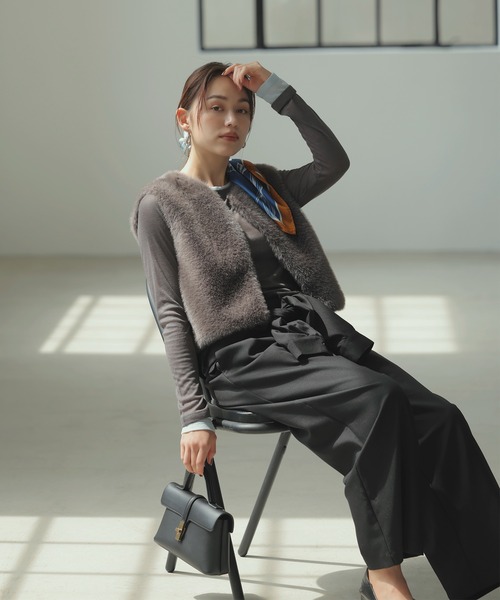 VIS（ビス）の「アソートファーショートベスト（ベスト・レディース・キナリ/グレー系その他・FREE）」の10枚目の写真