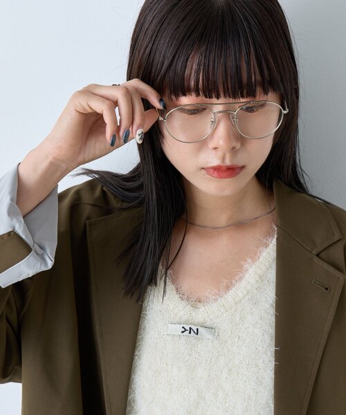 WHIMSIC（ウィムジック）の「【UNISEX/面長/逆三角形】ツーブリッジサングラス（サングラス・メンズ・シルバー・ONE SIZE）」の8枚目の写真