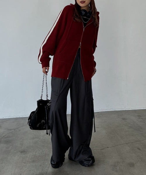 PAGEBOY(ページボーイ)の「MUSEラインZIPパーカーニット / フーディ 【ZOZO限定アイテム】(ニット/セーター・レディース・グレー/ブラック/レッド・FREE)」の19枚目の写真