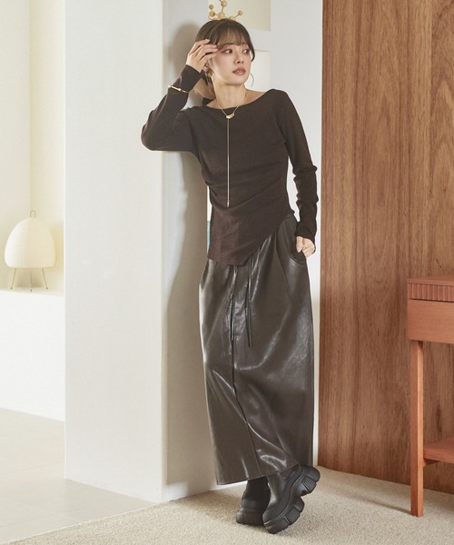 LAULEN（ローレン）の「asymmetry hem rib knit /アシンメトリーヘムリブニット（ニット/セーター・レディース・ブラウン/オートミール/チャコールグレー/ブラック・FREE）」の19枚目の写真