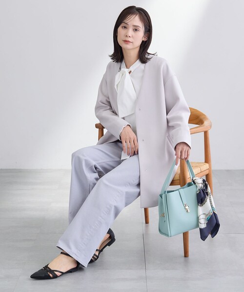 INDIVI（インディヴィ）の「【秋／軽羽織り】ノーカラーミドル丈ライトコート（ノーカラージャケット・レディース・ライトグレー系5/ネイビー/アイボリー・38/34/15 /13/05）」の7枚目の写真