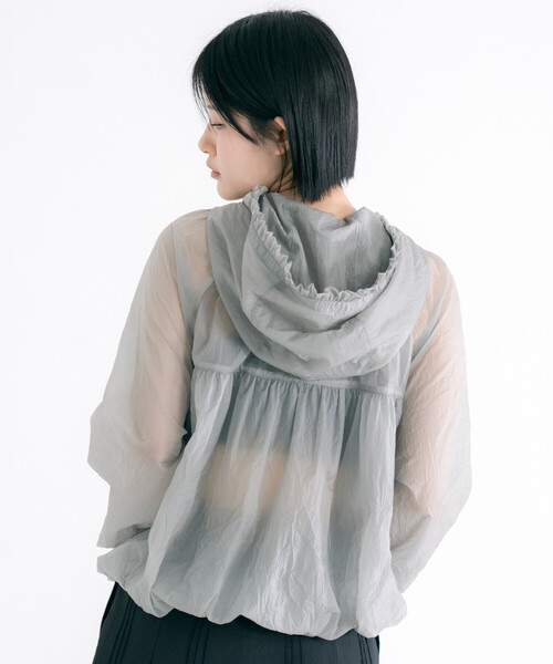 Bshop（ビショップ）の「eunoia | シアー フーディー ウィンドジャケット WOMEN（その他アウター・レディース・ブラック/グレー/イエロー・ONE）」の11枚目の写真