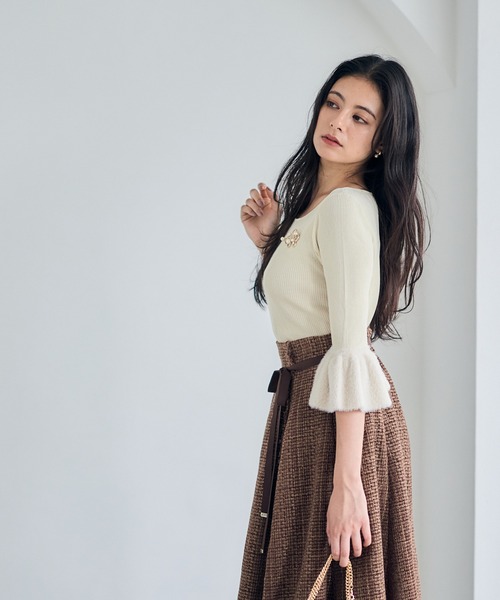 12Twelve Agenda（トゥエルブ　アジェンダ）の「シャギーベルスリーブ7分袖ニットプルオーバー（ニット/セーター・レディース・アイボリー/ブラック・M）」の10枚目の写真