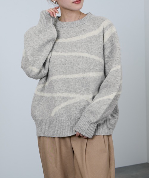 NAVY(ネイビー)の「nAvy ニュアンスライン柄 もちりクルーネックニット(ニット/セーター・レディース・ブラック/グレー・M/L)」の10枚目の写真