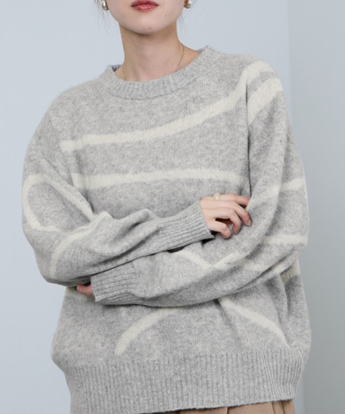 NAVY(ネイビー)の「nAvy ニュアンスライン柄 もちりクルーネックニット(ニット/セーター・レディース・ブラック/グレー・M/L)」の12枚目の写真