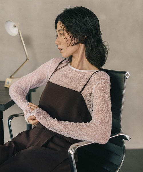 LEPSIM(レプシィム)の「《オフィスライン》レースクルー長袖プルオーバー 587917(Tシャツ/カットソー・レディース・オフホワイト/ブラック・FREE)」の14枚目の写真