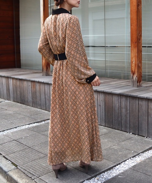 CECIL McBEE(セシルマクビー)の「バイアスチェッククレリックワンピース(ワンピース・レディース・ブラウン/ベージュ/ブラック・MEDIUM)」の6枚目の写真