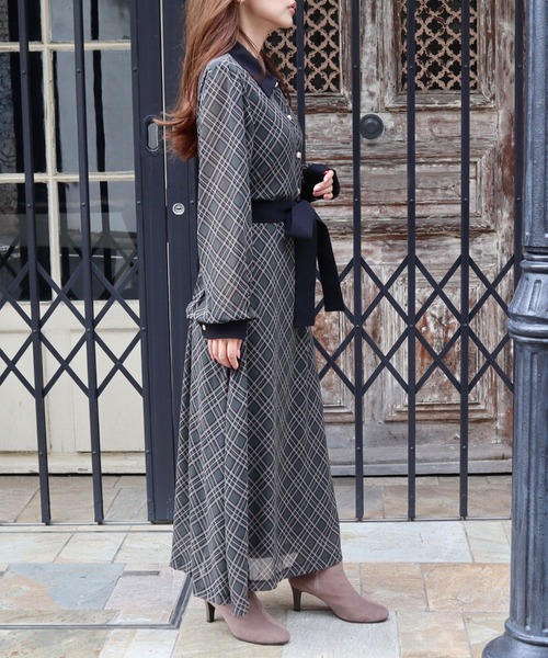 CECIL McBEE(セシルマクビー)の「バイアスチェッククレリックワンピース(ワンピース・レディース・ブラウン/ベージュ/ブラック・MEDIUM)」の9枚目の写真