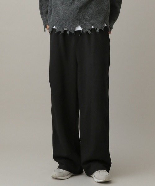 LAND MUSEUM（ランドミュージアム）の「LAND MUSEUM／バレルワイドスウェットパンツ（スウェットパンツ・メンズ・ブラック/グレー・MEDIUM/LARGE）」の2枚目の写真