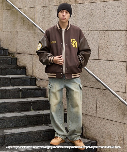 MLB（メジャーリーグベースボール）の「MLB/メジャーリーグベースボール 別注 ワッペン刺繍 配色ライン メルトンスタジャン（スタジャン・メンズ・ネイビー/ブラック/ダークブラウン・L/M）」の9枚目の写真