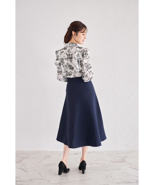 tocco closet(トッコ クローゼット)の「【ZOZO限定】立体フラワー装飾ニットフレアスカート(スカート・レディース・ネイビー/ブラック・M)」の13枚目の写真