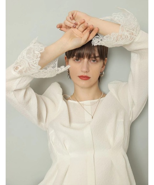 CADUNE（カデュネ）の「袖レースパフブラウス（シャツ/ブラウス）」 - WEAR