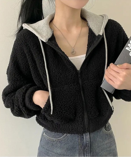 MAISON DE THERESE(メゾン ド テレーズ)の「ショート ジップアップ パーカー(ニット/セーター・レディース・ブラック/アイボリー・L)」の14枚目の写真