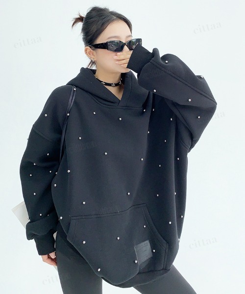 Dalfwin（ダールフィン）の「韓国ファッション RICECAKEシルバースタッズラベルフーディーパーカー（パーカー・レディース・ブラック/グレー・FREE）」の6枚目の写真