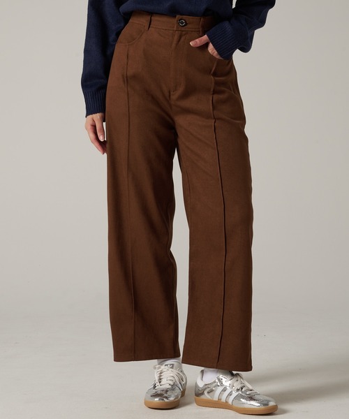 Eddie Bauer（エディーバウアー）の「トレイル ユーティリティ トラウザーズ（その他パンツ・レディース・ライトイエロー/ネイビー/ブラウン・XL/S/M/L）」の2枚目の写真