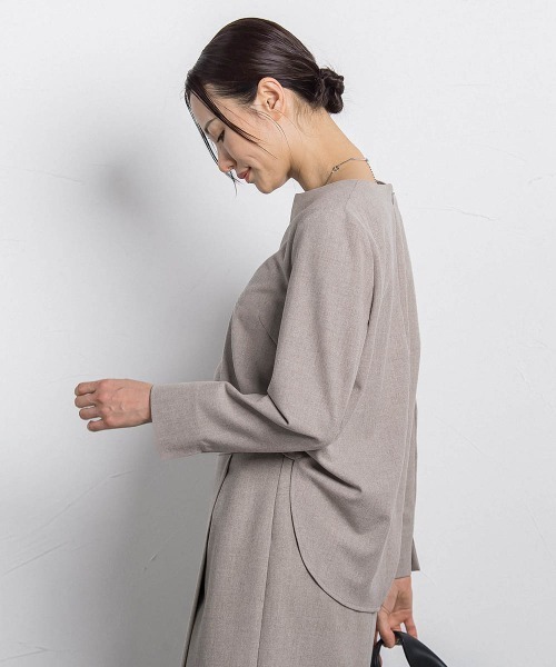 LAUTREAMONT(ロートレアモン)の「両面起毛キーネックブラウス(シャツ/ブラウス・レディース・ブラウン系その他/ブラック/ベージュ/オフホワイト/ブラウン/ダークグレー・9号)」の17枚目の写真
