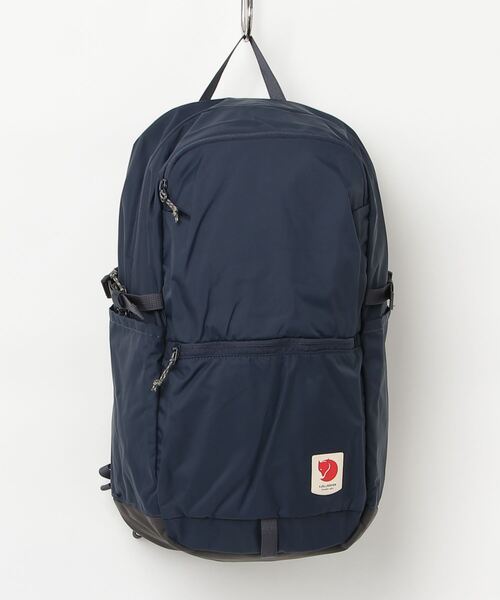 FJALL RAVEN (フェールラーベン)の「High Coast Backpack 24 (FJALLRAVEN/フェールラーベン)(バックパック/リュック・レディース・ブラック/ライトグレー/グリーン/ネイビー・ONE SIZE)」の2枚目の写真