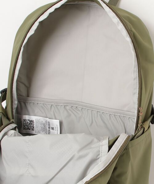 FJALL RAVEN (フェールラーベン)の「High Coast Backpack 24 (FJALLRAVEN/フェールラーベン)(バックパック/リュック・レディース・ブラック/ライトグレー/グリーン/ネイビー・ONE SIZE)」の7枚目の写真