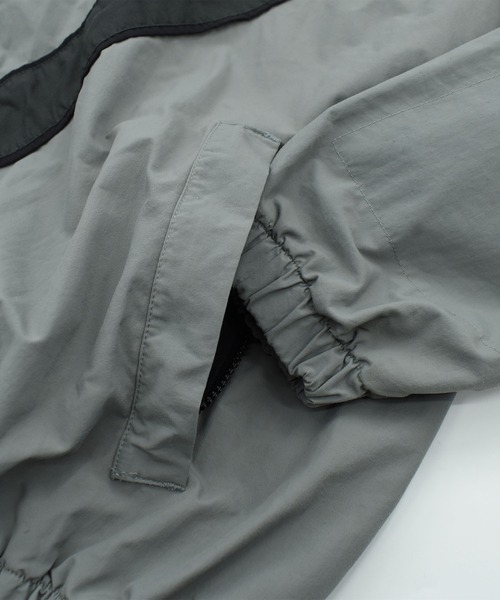 MILITARY(ミリタリー)の「【USED】U.S.ARMY ナイロン トレーニング ジャケット(ナイロンジャケット・メンズ・カーキ・LARGE)」の7枚目の写真