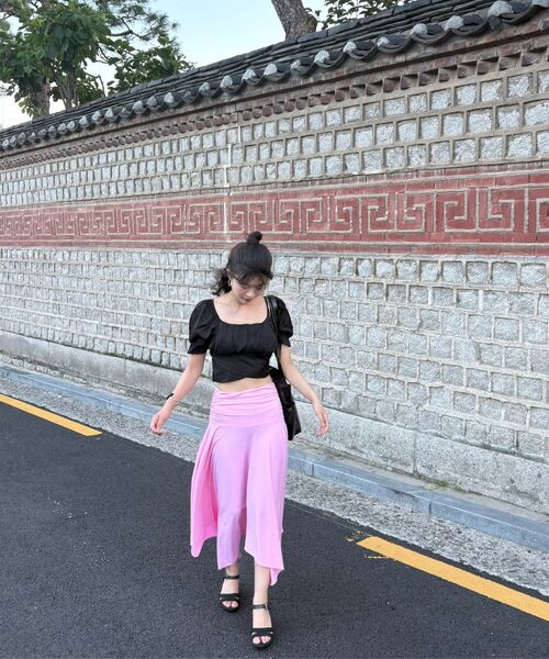 AVANDRESS(アバンドレス )の「BACK RIBBON SQUARE Short-sleeve BLOUSE BLACK(シャツ/ブラウス・レディース・その他・FREE)」の7枚目の写真
