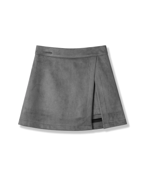 AVANDRESS(アバンドレス )の「Suede Chic Slit Mini Skirt KHAKI(スカート・レディース・カーキ・SMALL/MEDIUM)」の8枚目の写真