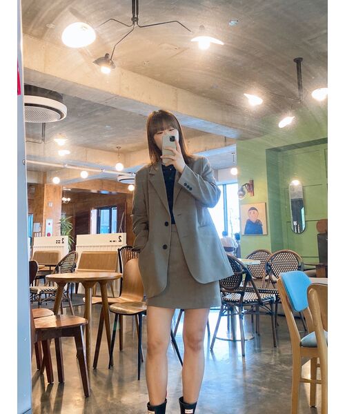 MUSINSA STANDARD WOMAN(ムシンサスタンダードウーマン)の「レディースベーシックミニスカート【ダスティベージュ】(スカート・レディース・その他・X-SMALL/SMALL/MEDIUM/LARGE)」の8枚目の写真