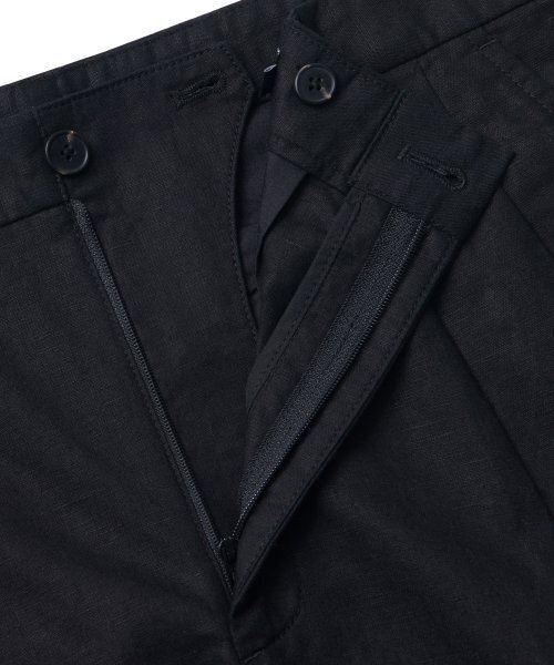 MUSINSA STANDARD（ムシンサスタンダード）の「コットンリネンツータックワイドパンツ【ブラック】（その他パンツ・メンズ・その他・38/36/34/32/30/31/33/26/27/28/29）」の5枚目の写真