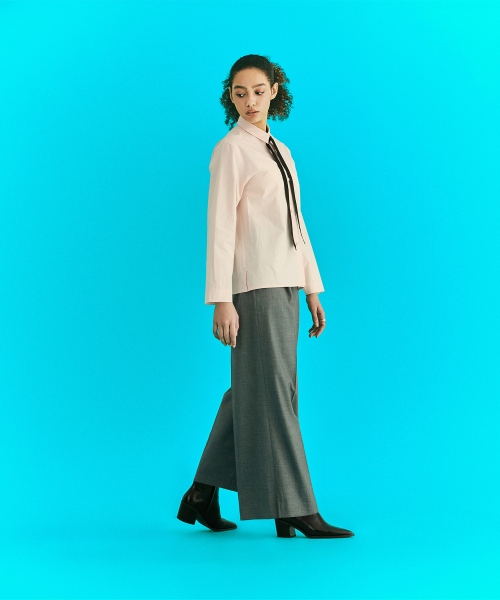 ERER(エルエル)の「Ribbon Detail Shirt Pink(シャツ/ブラウス・レディース・PINK・1/2)」の4枚目の写真