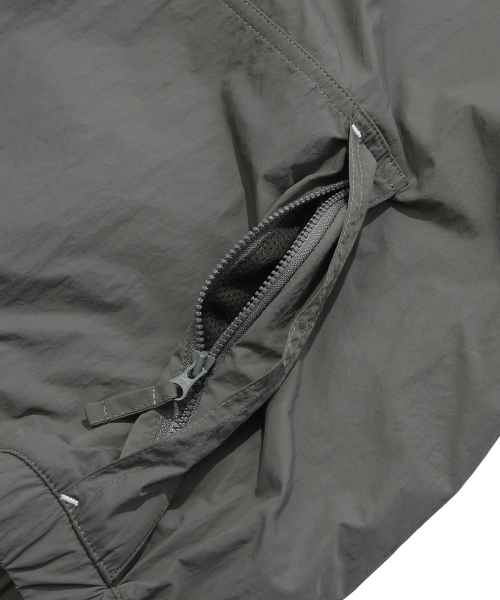 PHYPS MOTORCYCLE(フィップスモーターサイクル)の「Basic nylon Pocket Long Sleeve Charcoal(Tシャツ/カットソー・レディース・その他・LARGE/X-LARGE/SMALL/MEDIUM)」の5枚目の写真