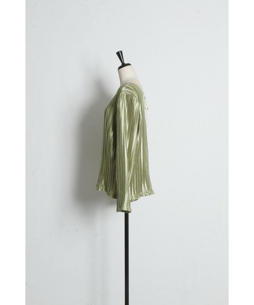 ARVELLIA(アルベリア)の「TEXURED SATIN TOP(Tシャツ/カットソー・レディース・グリーン/ブラック・M)」の20枚目の写真