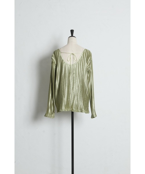 ARVELLIA(アルベリア)の「TEXURED SATIN TOP(Tシャツ/カットソー・レディース・グリーン/ブラック・M)」の21枚目の写真