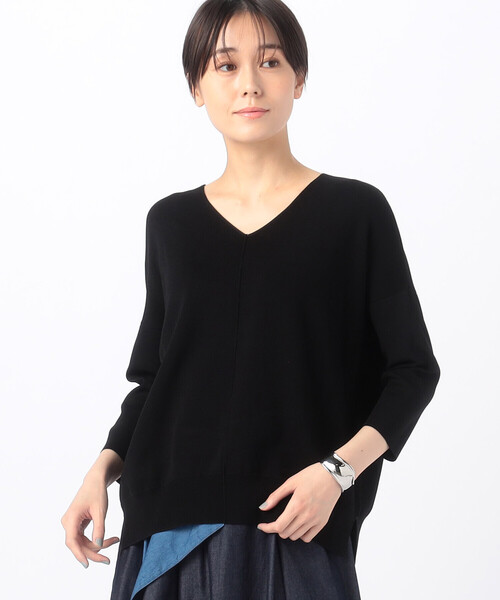 K.T KIYOKO TAKASE(キヨコタカセ)の「〔 Sサイズ 〕 【前後2WAY】ミラノリブ編み ベーシックVプルオーバー(ニット/セーター・レディース・オフホワイト/ブラック・5号)」の2枚目の写真