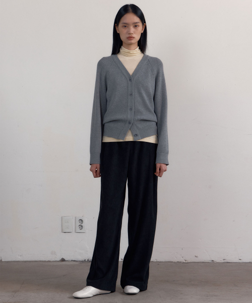 38COMEONCOMMON(38カモンコモン)の「Essential V-neck Cardigan (Melange Grey)(カーディガン/ボレロ・レディース・その他・FREE)」の5枚目の写真