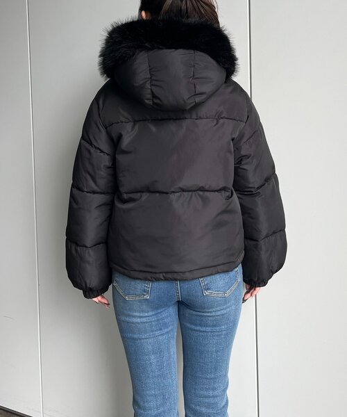 セール】ボリュームファーフード中綿ブルゾン（ダウンジャケット