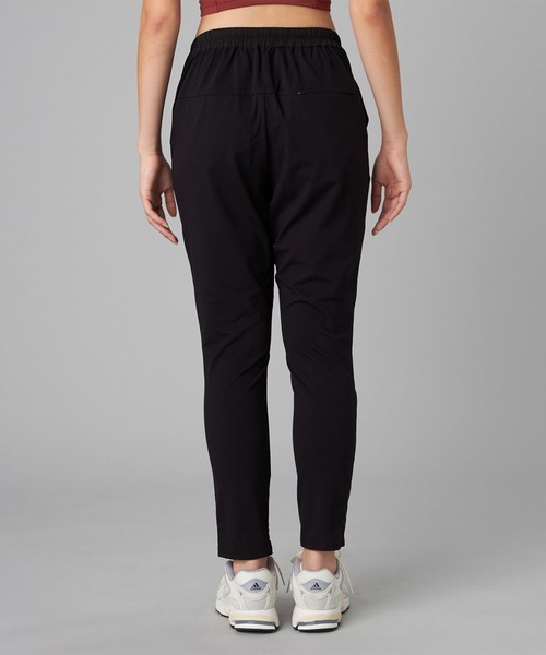 Chacott（チャコット）の「ハイブリッド中わたパンツ（スウェットパンツ・レディース・ブラック/カーキ・M）」の13枚目の写真
