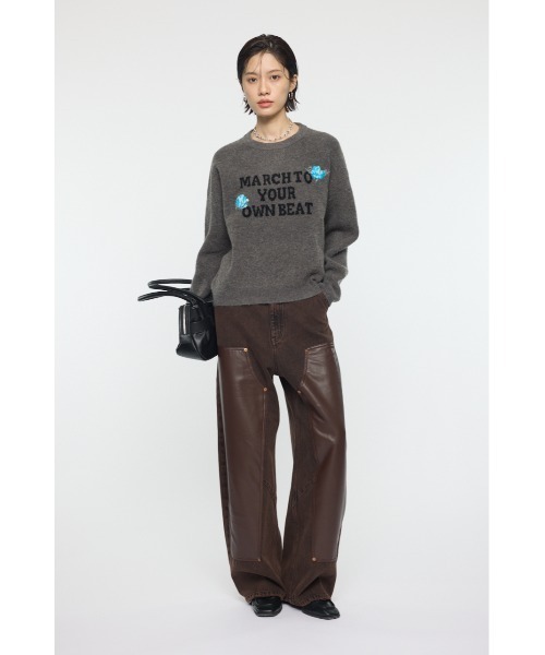 MOUSSY(マウジー)の「FLORAL PATCH JACQUARD セーター(ニット/セーター・レディース・ブラウン/チャコールグレー・FREE)」の6枚目の写真