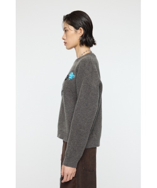 MOUSSY(マウジー)の「FLORAL PATCH JACQUARD セーター(ニット/セーター・レディース・ブラウン/チャコールグレー・FREE)」の10枚目の写真