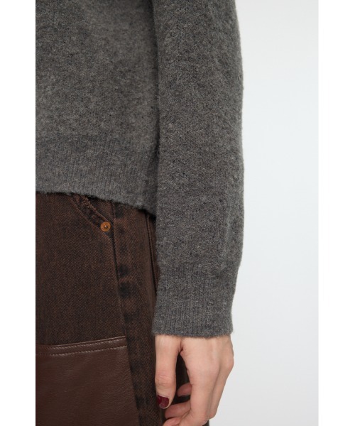 MOUSSY(マウジー)の「FLORAL PATCH JACQUARD セーター(ニット/セーター・レディース・ブラウン/チャコールグレー・FREE)」の14枚目の写真