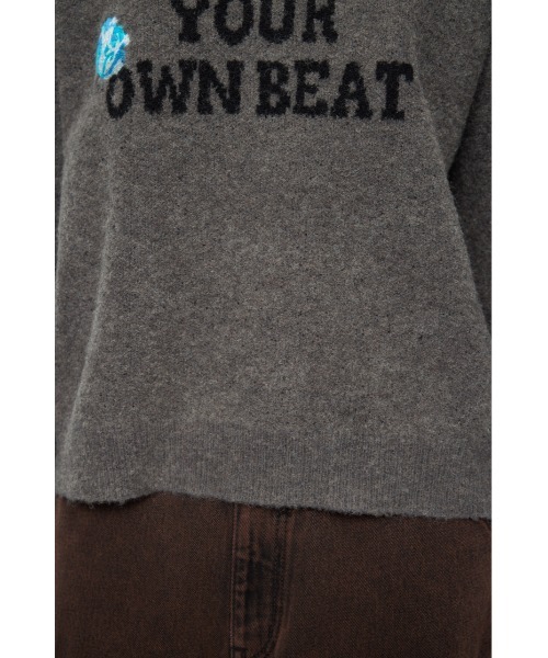 MOUSSY(マウジー)の「FLORAL PATCH JACQUARD セーター(ニット/セーター・レディース・ブラウン/チャコールグレー・FREE)」の15枚目の写真