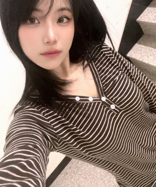 CATTLINE(カトリン)の「ストライプニットスリムフィットニット(ニット/セーター・レディース・その他・FREE)」の13枚目の写真